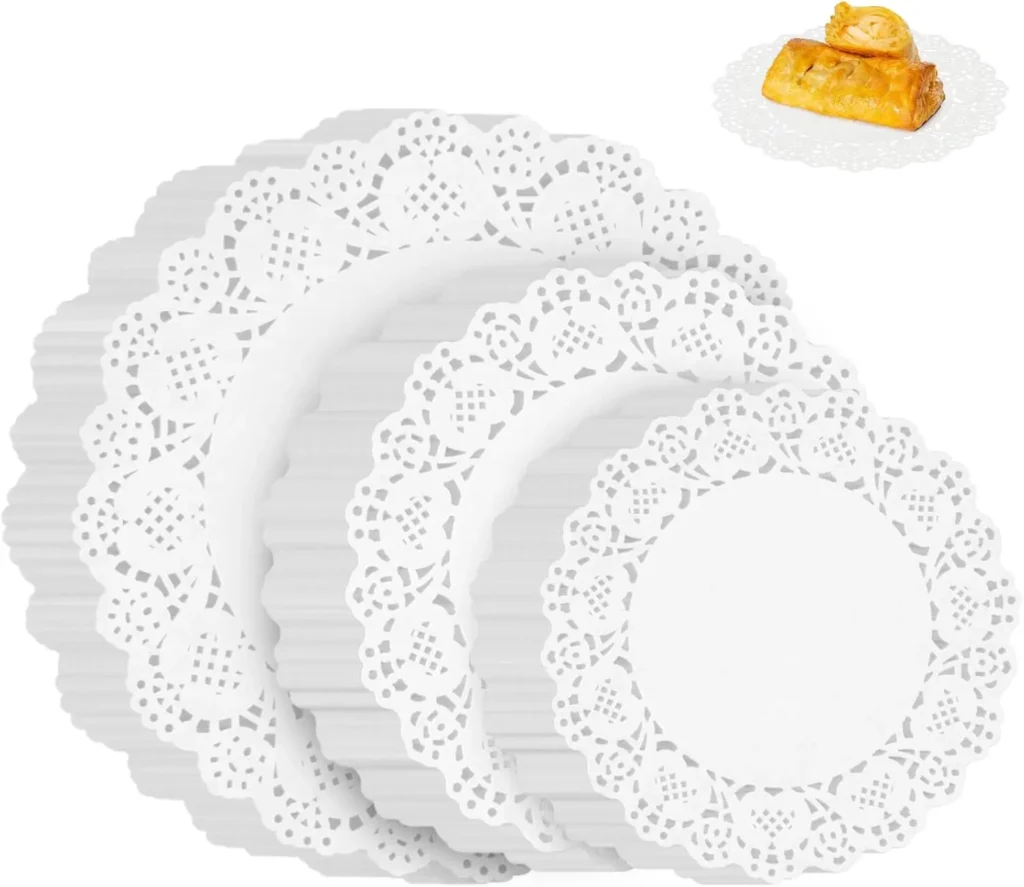PECULA Paper Doilies, 200 Pack White Lace Doilies 6.5, 8.5, and 10.5 Inch for Food, Crafts, Baby Showers, Parties, Wedding, Birthday, Tableware Decoration